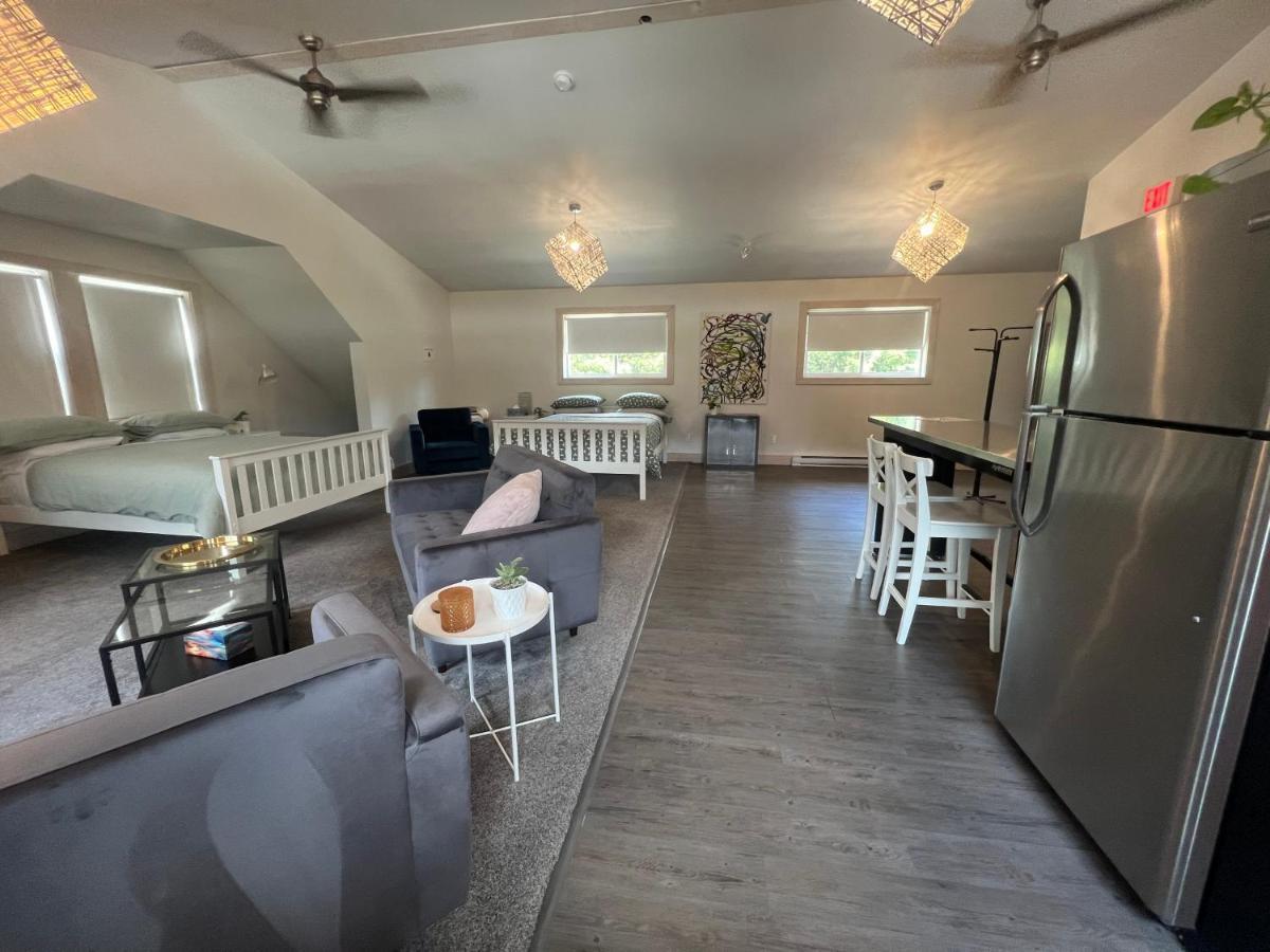 Fieldstone Guesthouse Clearwater Exterior foto